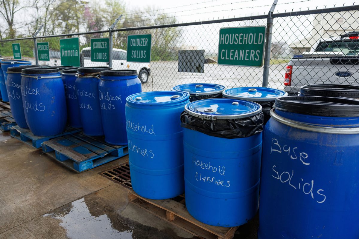 Household waste disposal containers